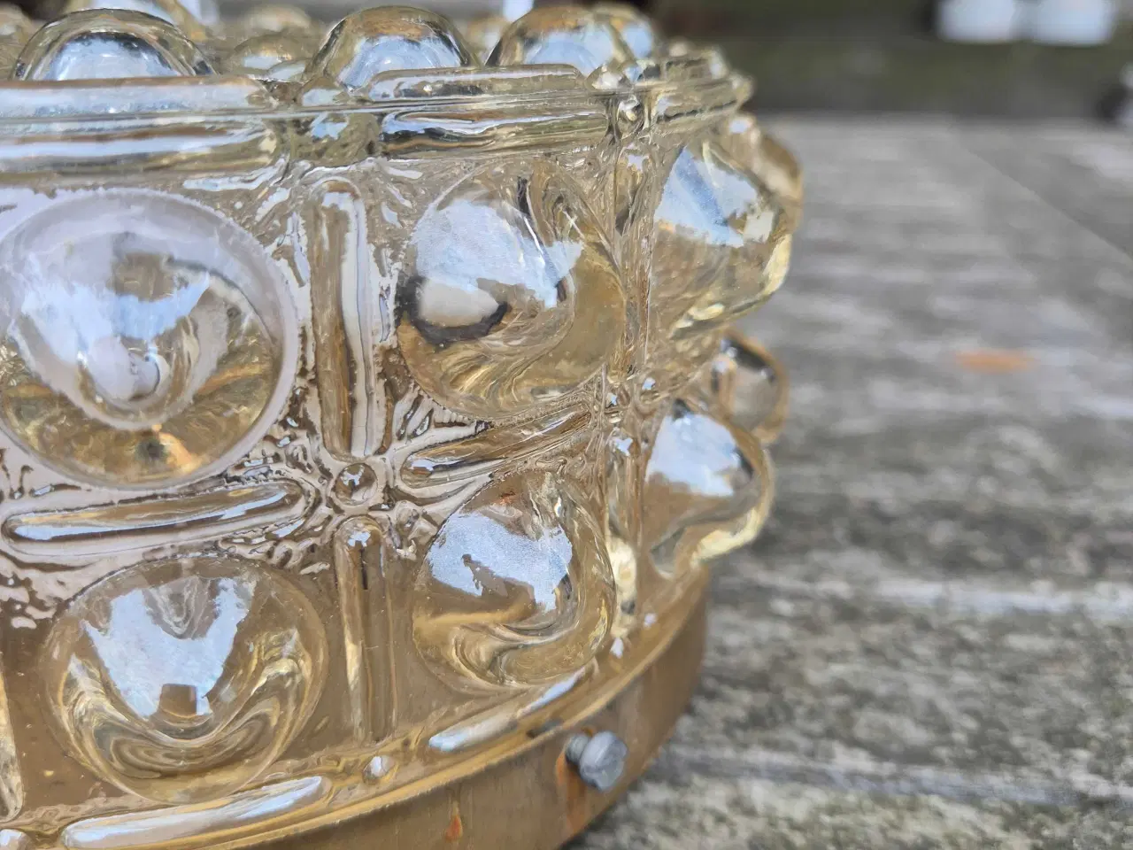 Billede 4 - Rund plafond med gylden glasskærm