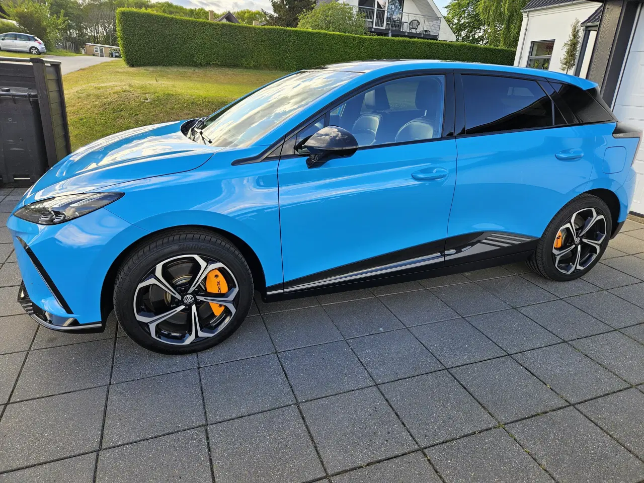 Billede 3 - X-POWER i Brighton Blue. Perfekt stand – som ny.