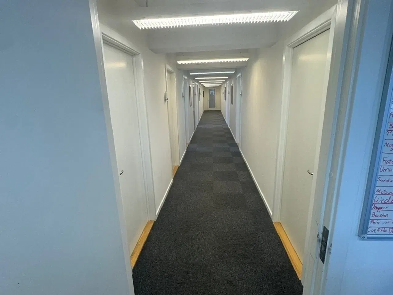 Billede 5 - Øverste etage med elevator