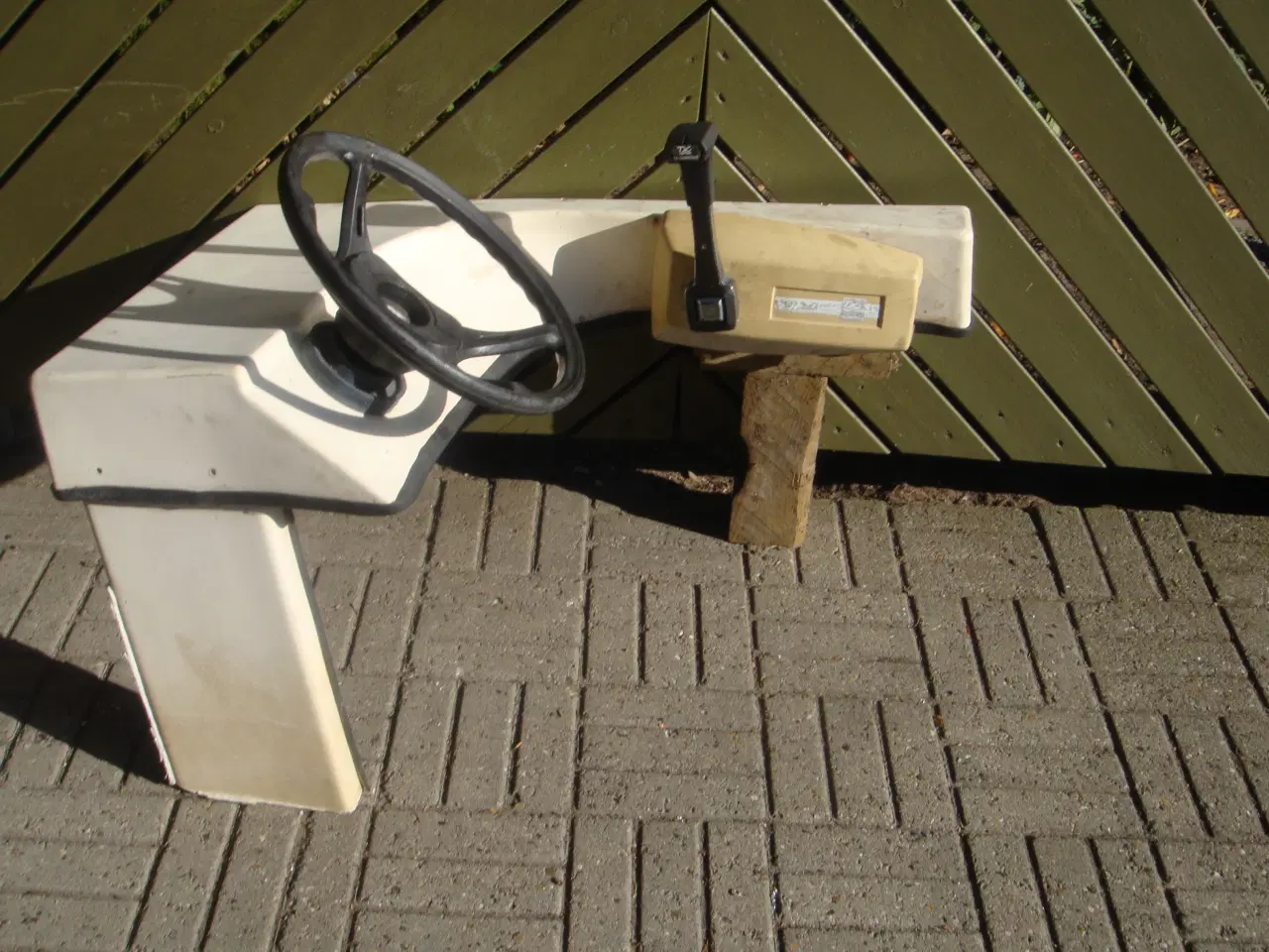 Billede 1 - styrekonsol til 14-16 fods jolle