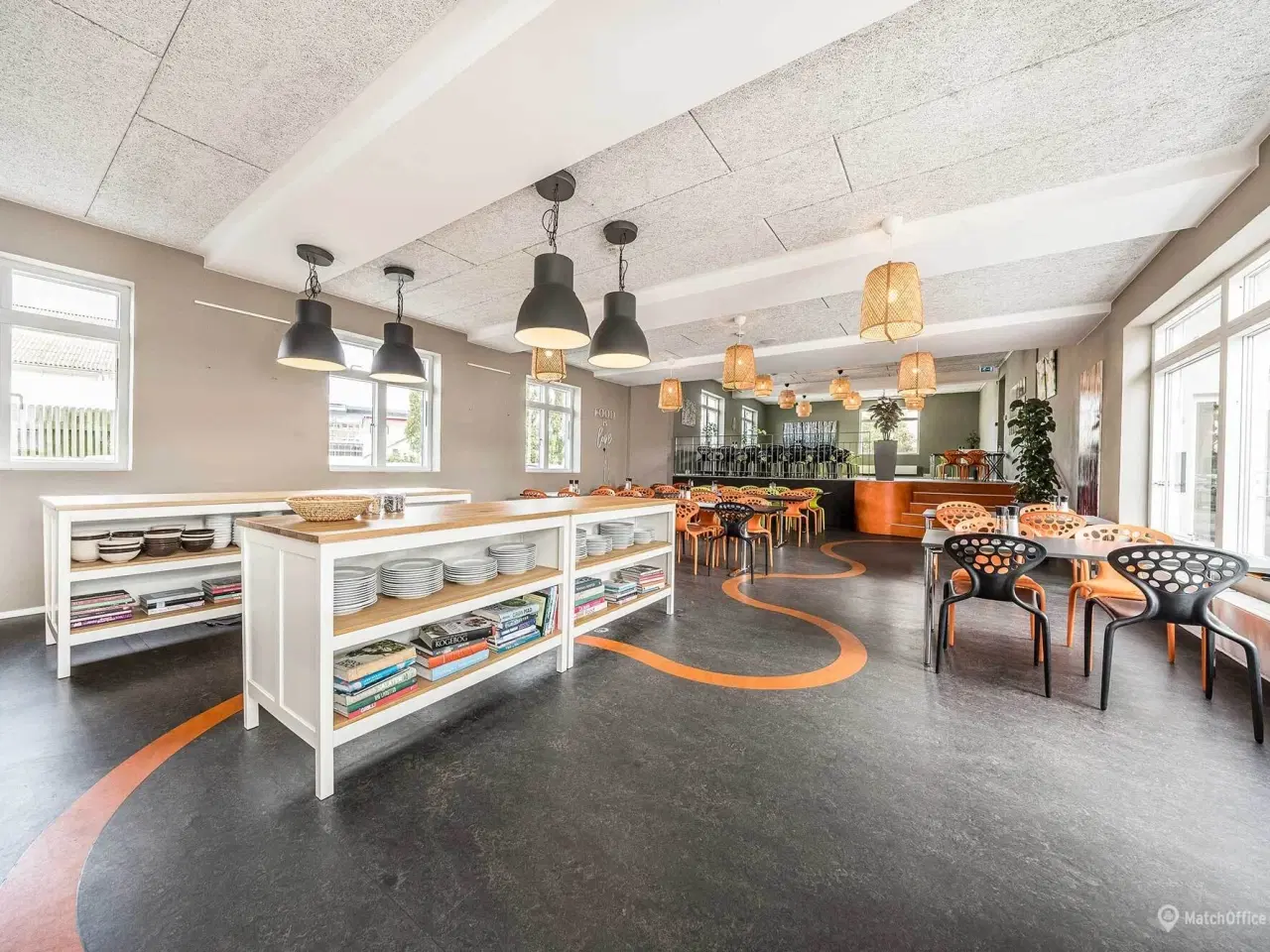 Billede 14 - Lyst kontorlejemål med industrielle undertoner og adgang til fælles kantine – gåafstand til Glostrup Station
