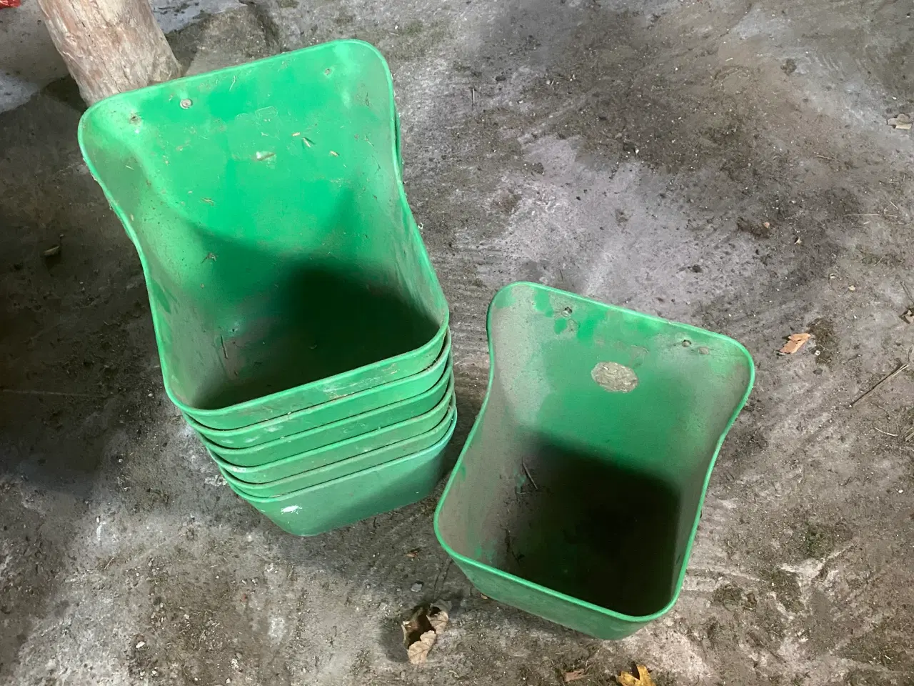 Billede 1 - Trug til kvæg, heste. 