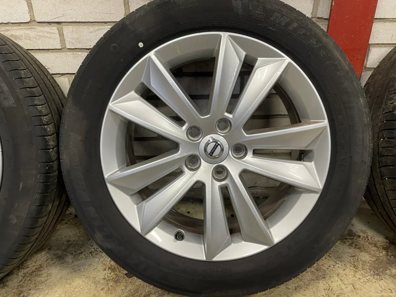 Billede 6 - 17 Volvo V60 225/50r17 Ref.142 sommer