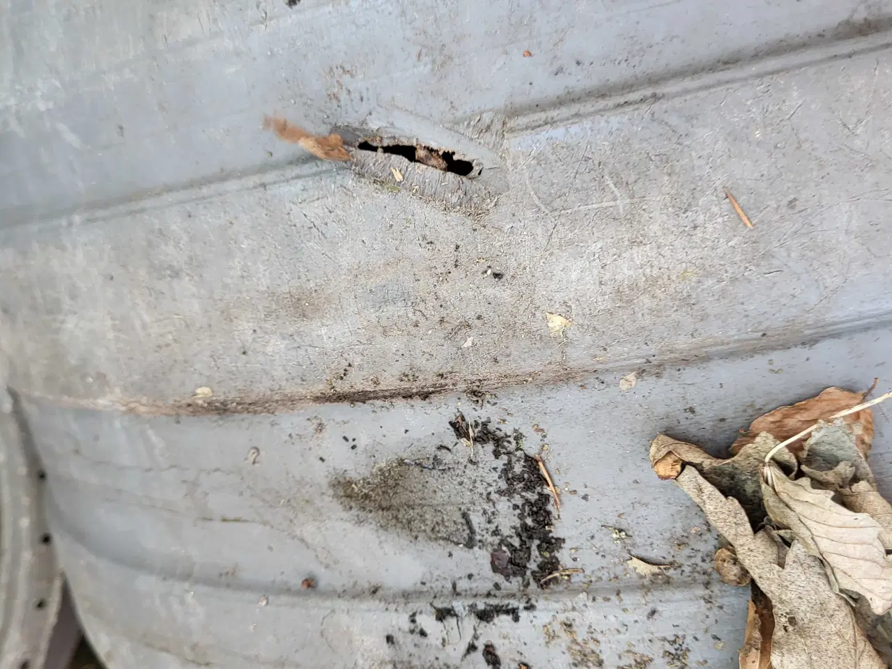 Billede 6 - Div fodertønder 