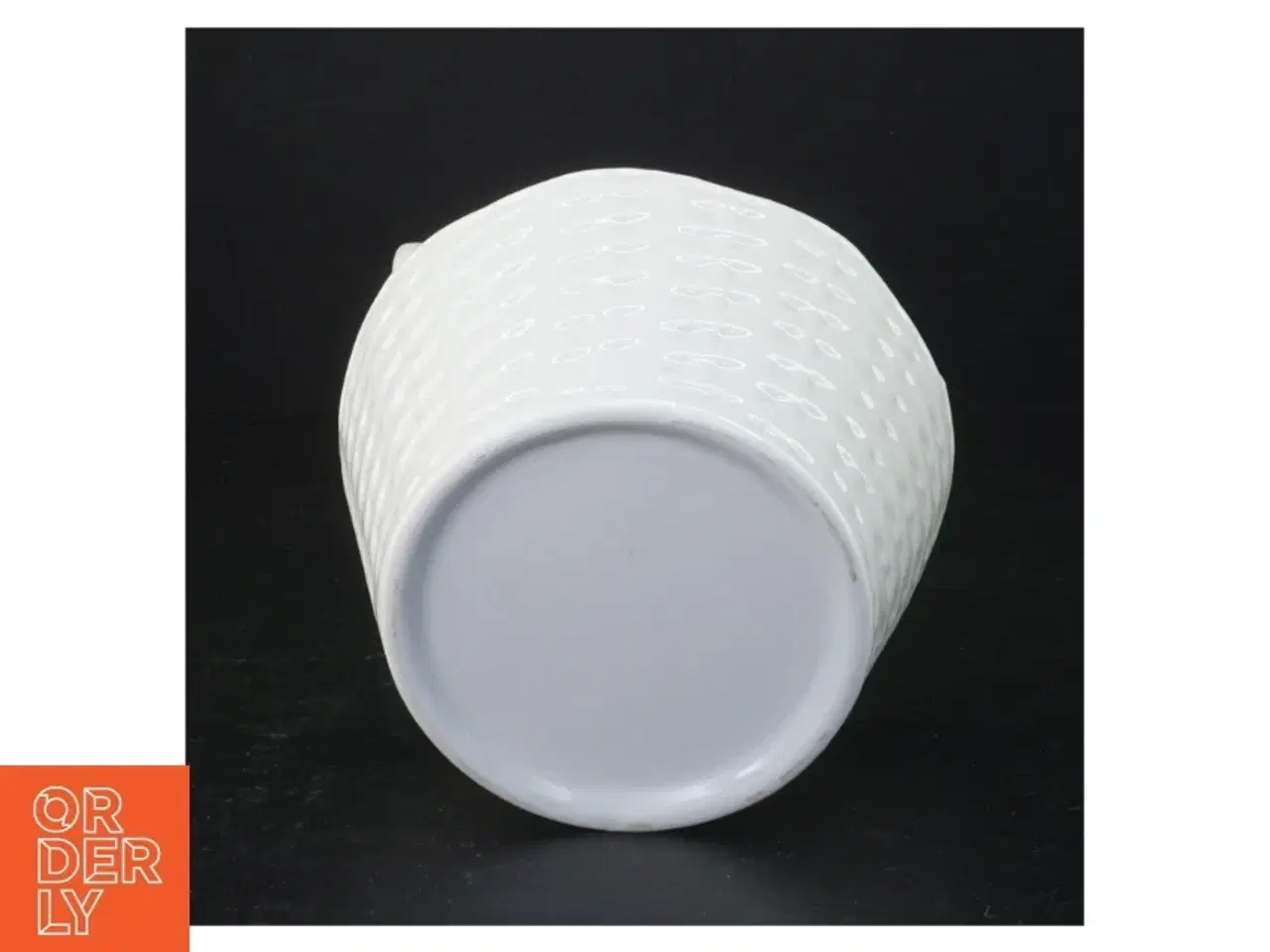Billede 3 - Porcelænsskål formet som kurv (str. 14 x 12 x 13 komma 25 cm)