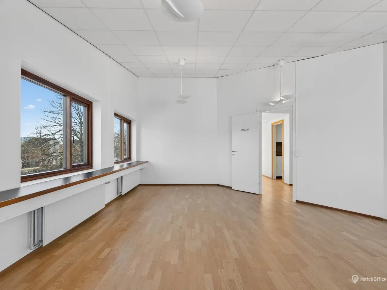 Billede 5 - Lækkert og lyst kontor med mulighed for mindre lager