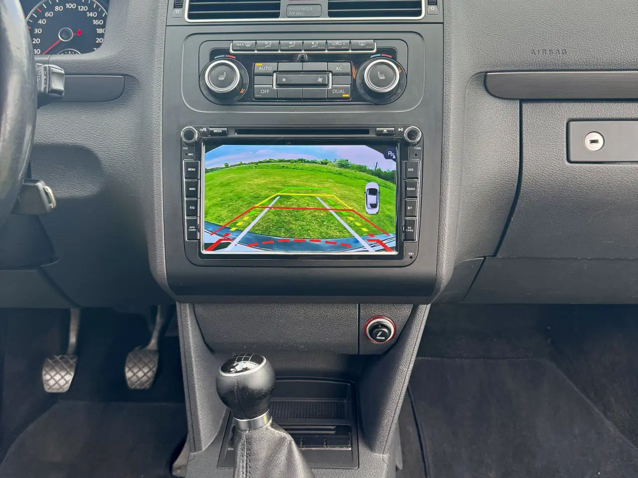 Billede 13 - Super velholdt 7 personers familiebil VW Touran
