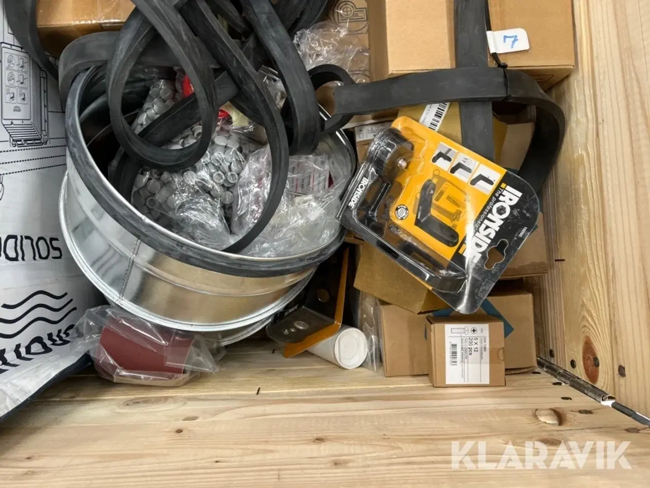 Billede 10 - Blandet lot - ventilkit, cisterne og øvrigt