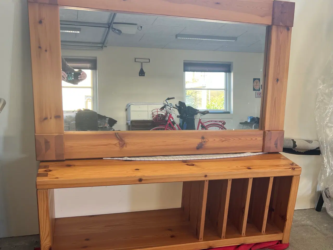 Billede 7 - Aksel Kjersgaard spejl i fyrretræ 