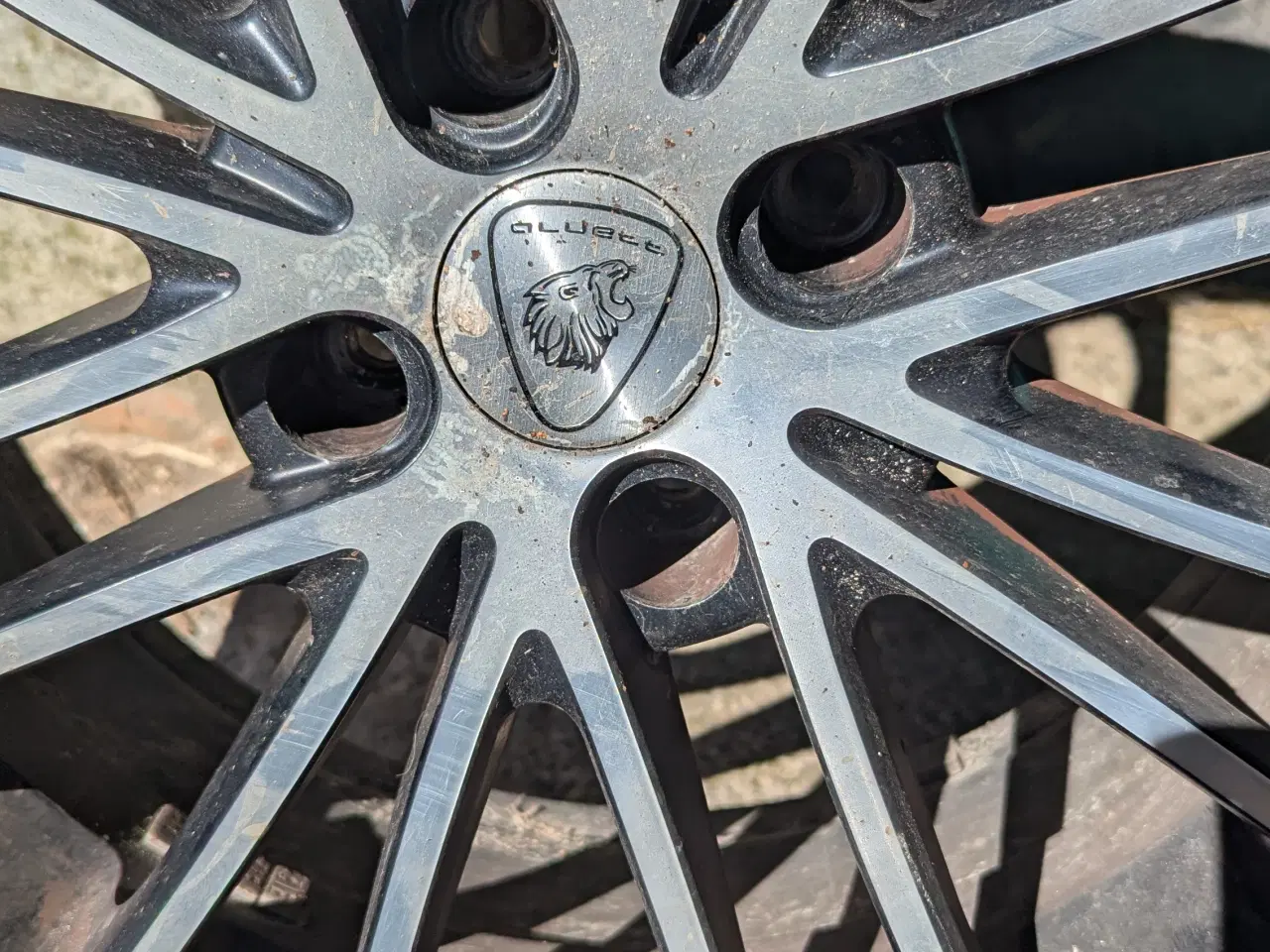 Billede 3 - Dæk sælges 