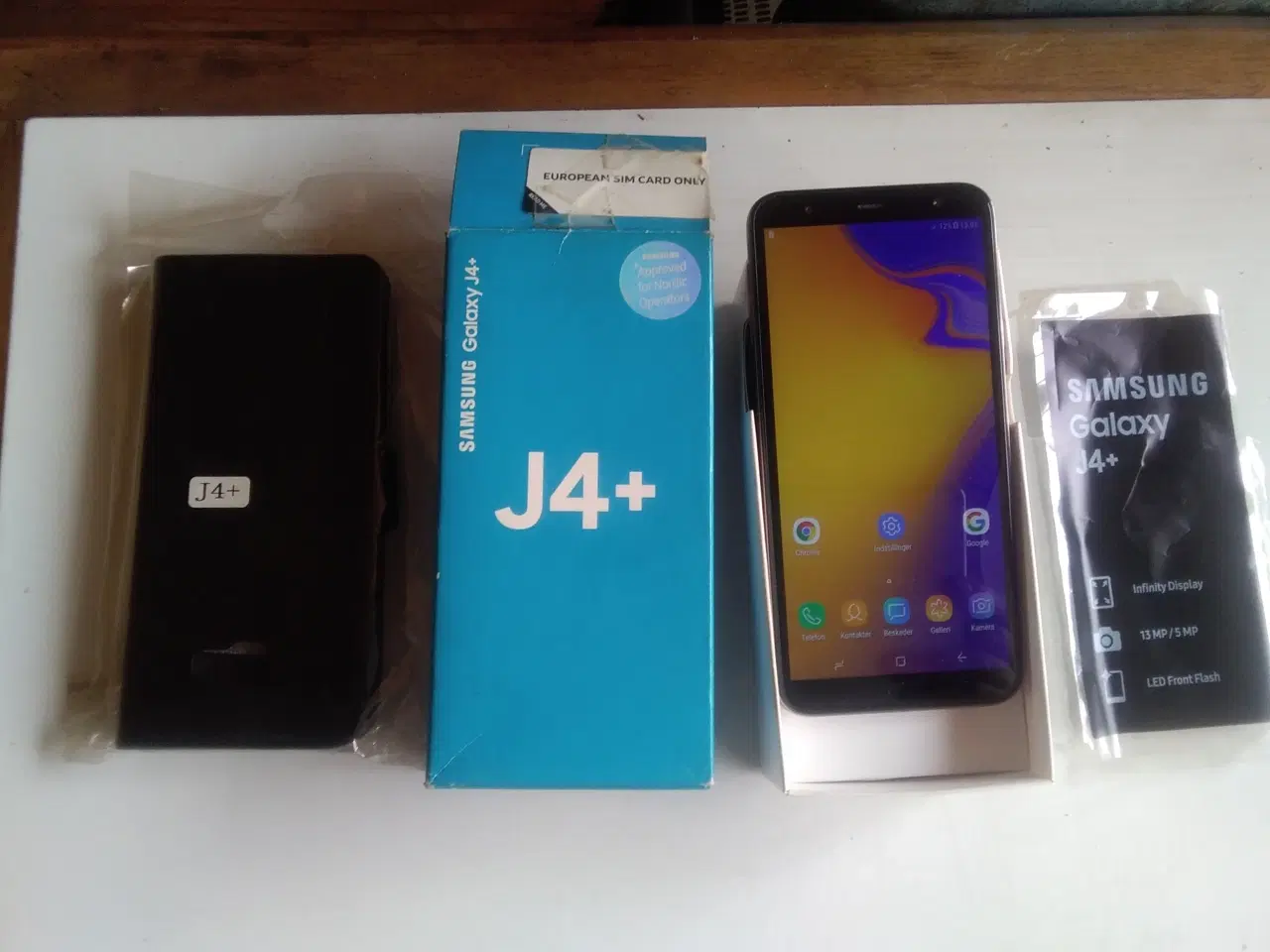 Billede 1 - 6" Gold 4 G Som NY Byt m Huawei P 40 Mate 10 lign 