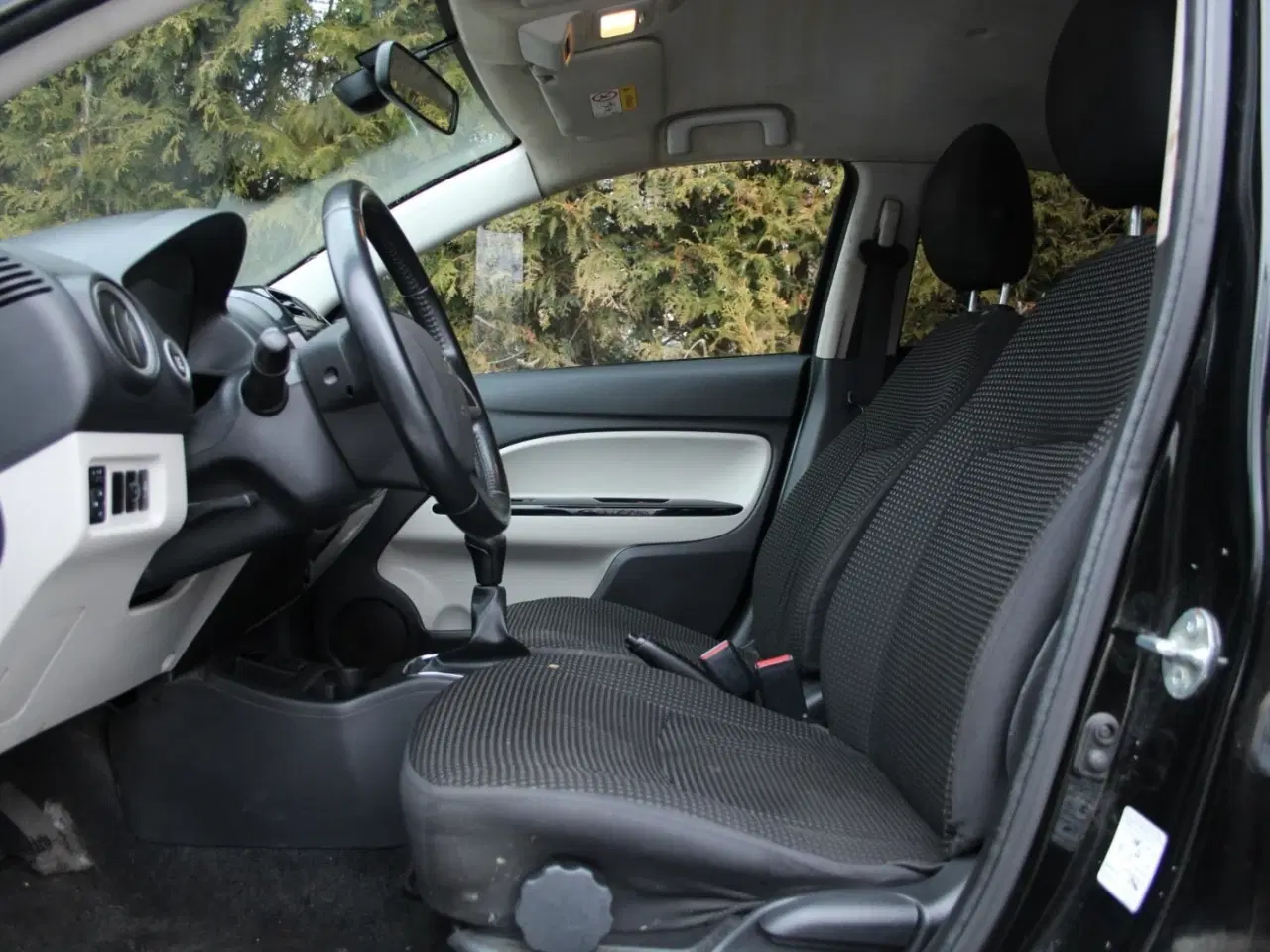 Billede 6 - Mitsubishi Space Star 1,2 Black & White