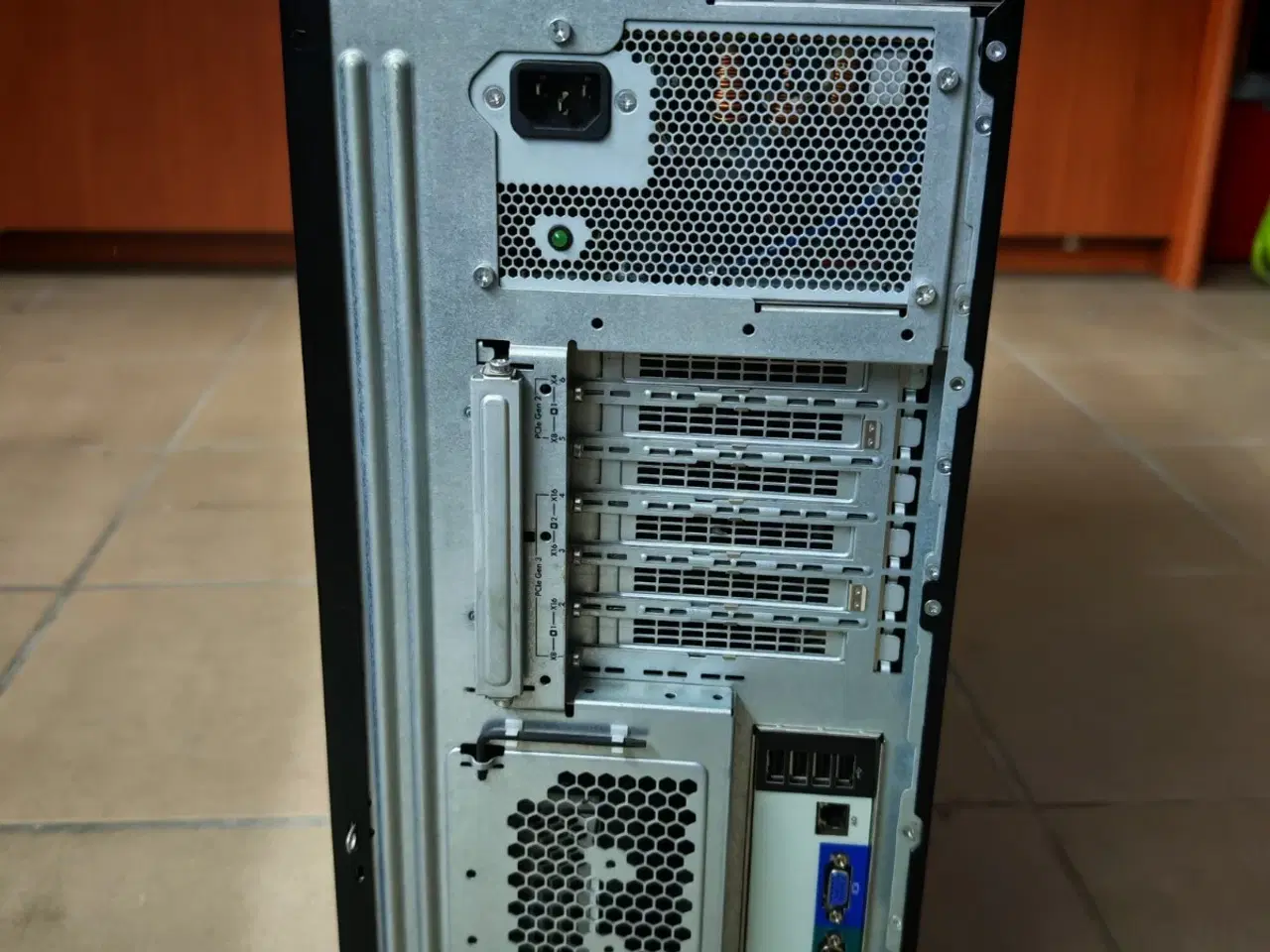 Billede 15 - HP Pro ML350e Gen8 Server/48GB Ram/Intel Xeon 4-C