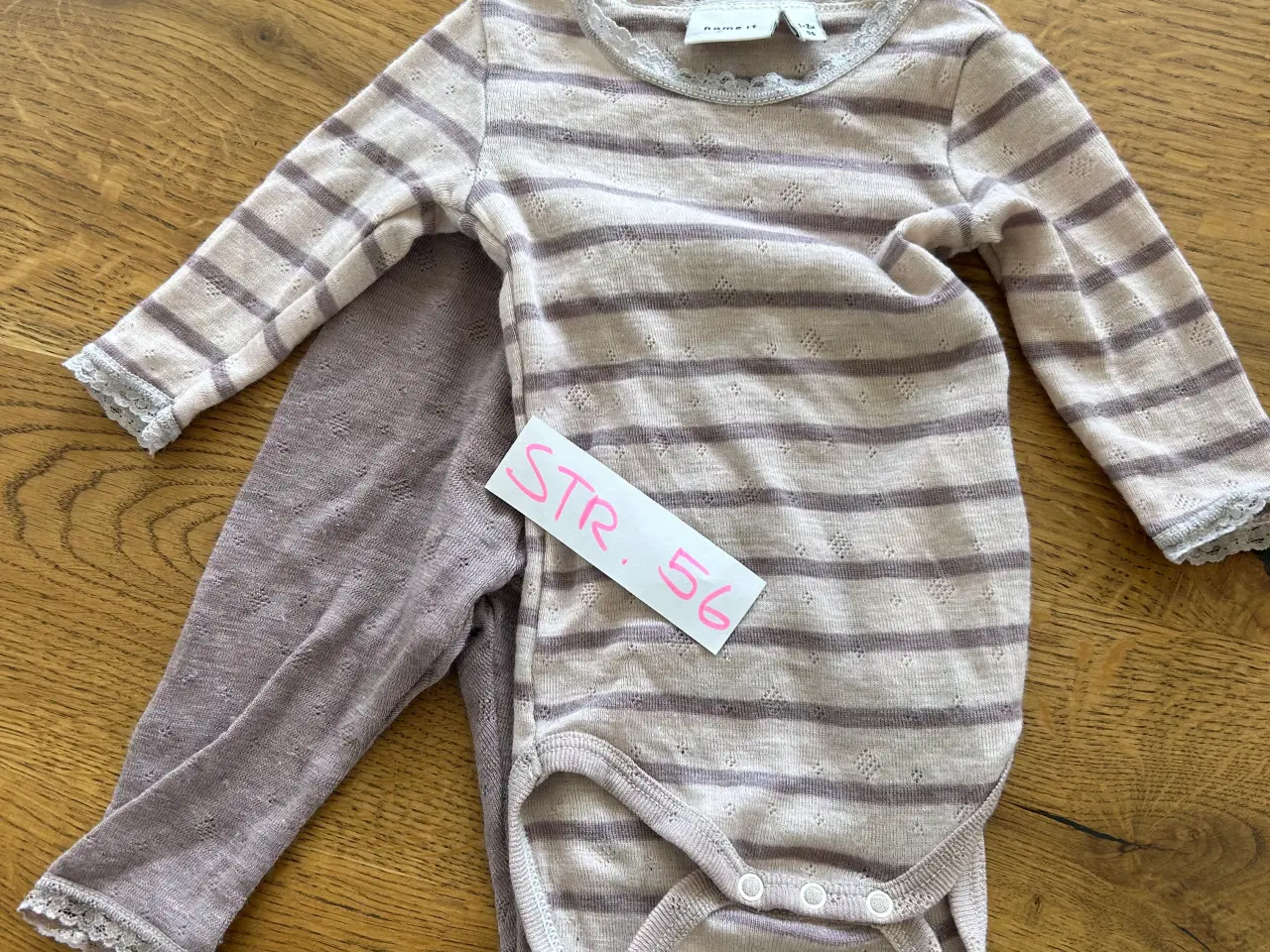 Billede 13 - Babytøj til pige str 56