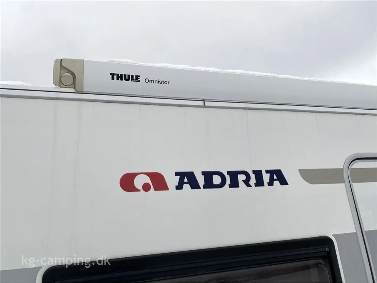 Billede 10 - 2013 - Adria Alpina 563 LU   VELHOLDT vogn med masser af udstyr. Enkeltseng med lameludtræk.