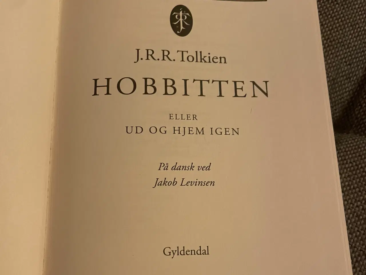 Billede 2 - Bogen Hobbitten af J.R.R. Tolkien på dansk