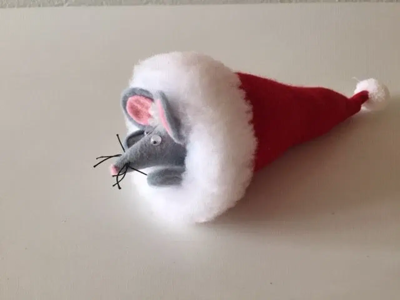 Billede 1 - Mus i nissehue