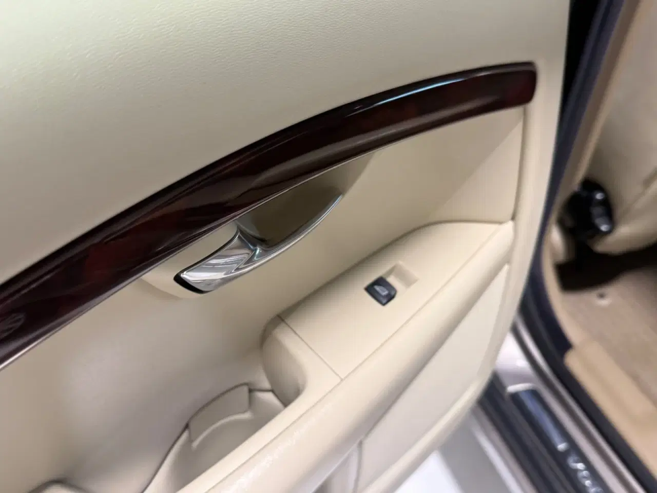 Billede 19 - Volvo S80 2,5 T Momentum aut.