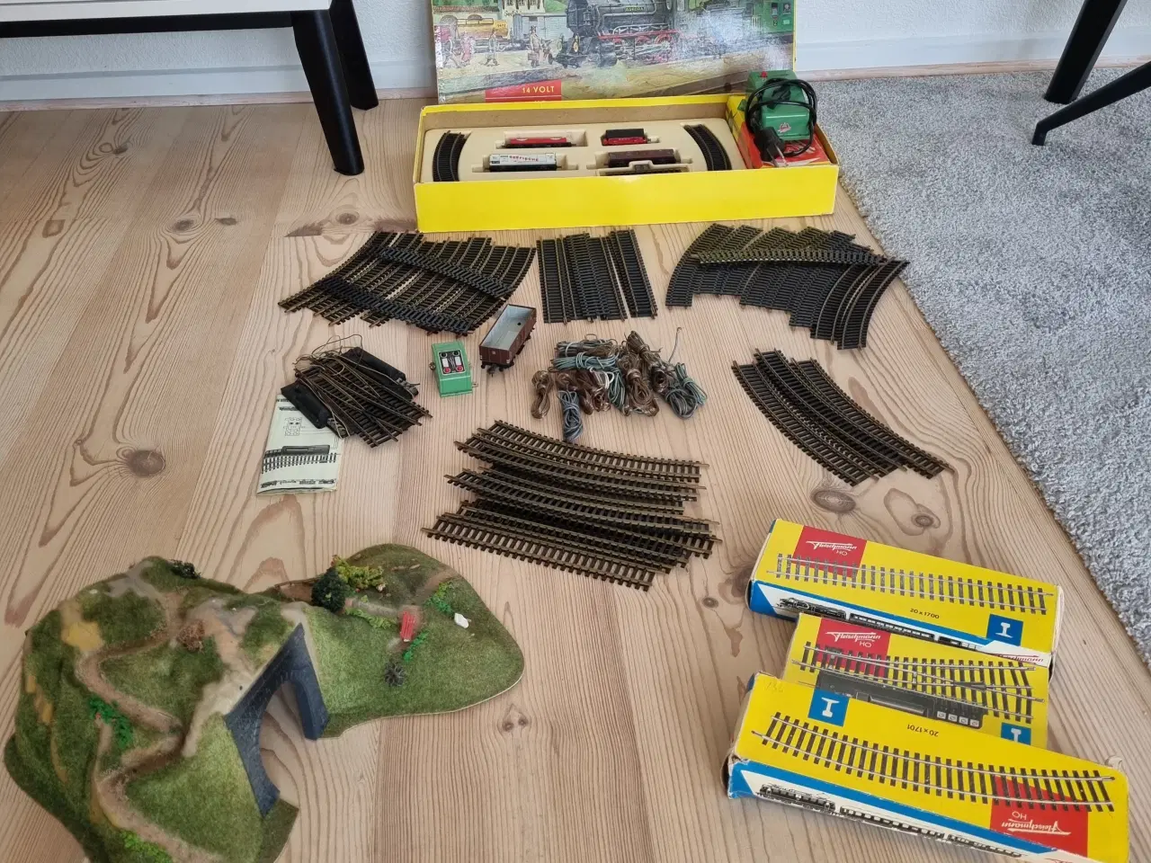 Billede 1 - Fleischmann 300 HO modeltog
