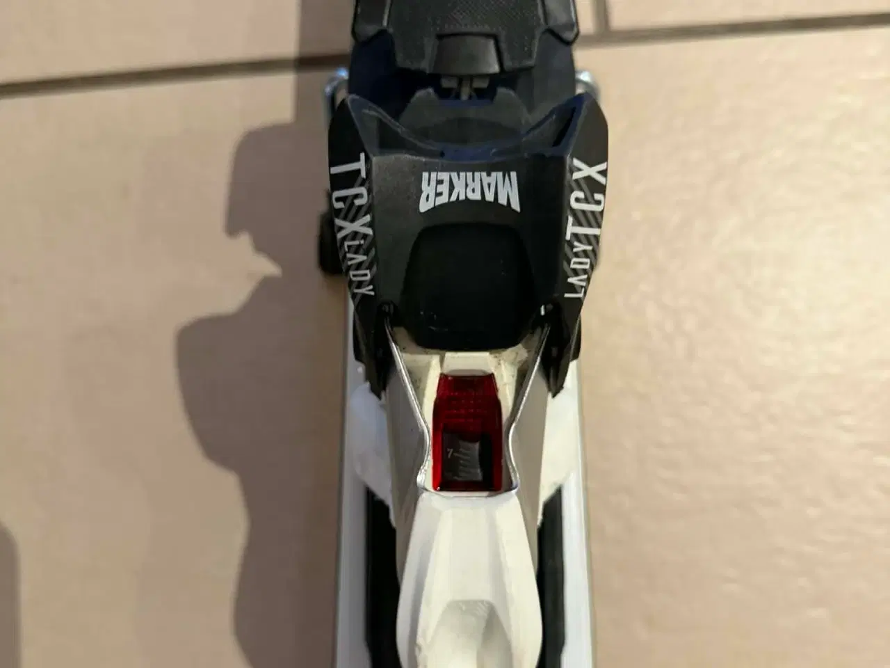 Billede 3 - Völkl Flair SC Ski med Marker bindinger - dame str