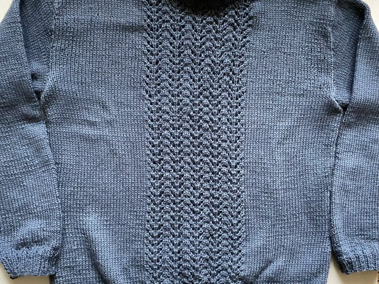 Billede 5 - Håndstrikket uldtrøje