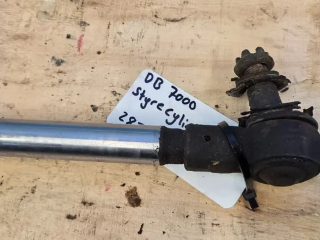 Billede 9 - Dronningborg D7000 Styrecylinder 28741028