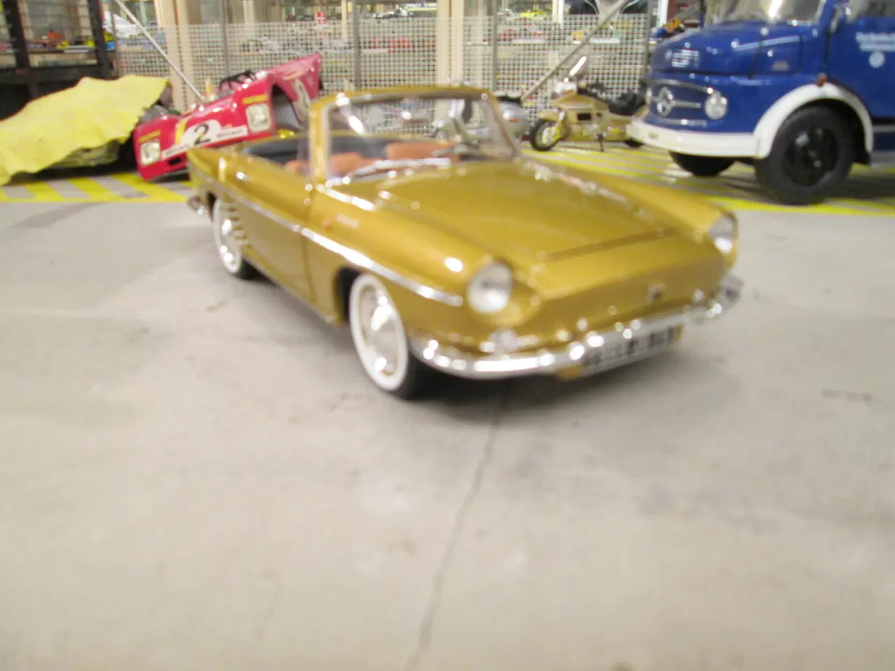 Billede 5 - Modelbil Renault Floride Norev 1:18