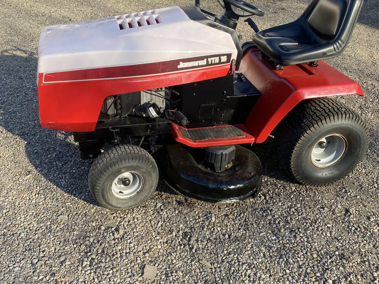 Billede 1 - Totalrenoveret Jonsered haveteaktor