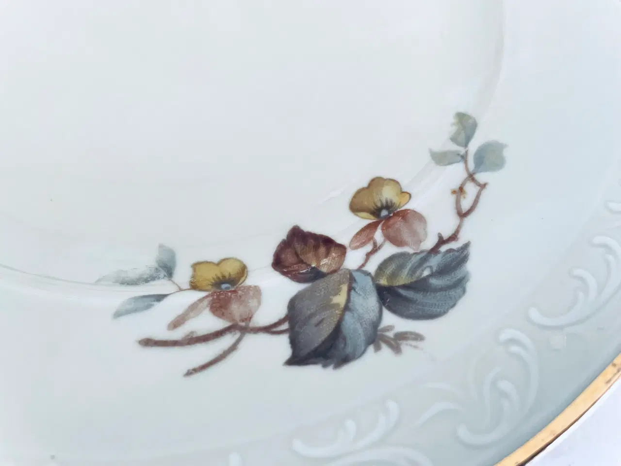 Billede 11 - Vintage tallerkner med patina 7 stk 