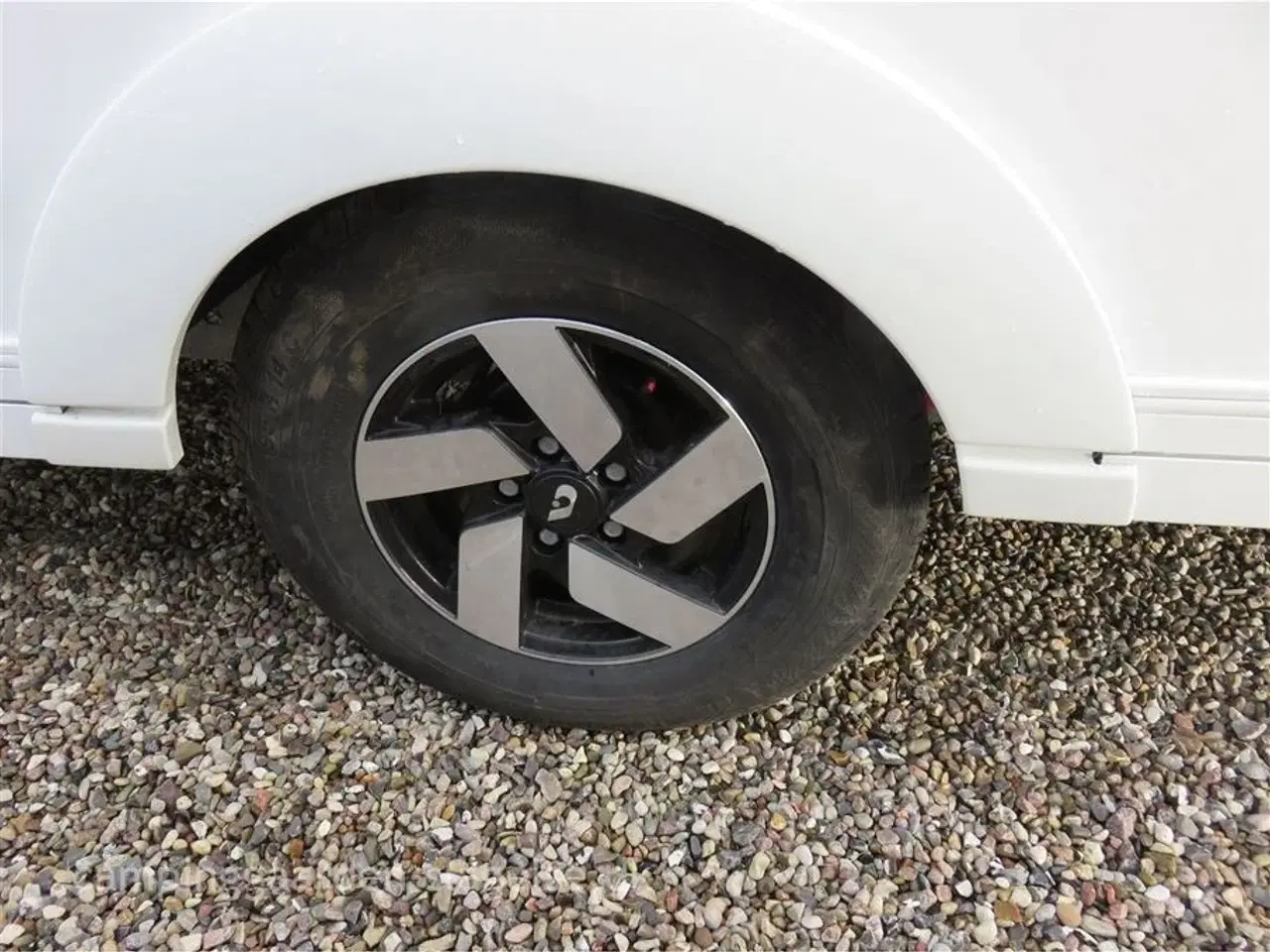 Billede 3 - 2025 - Adria Adora 572 UT Alde ALDE CENTRALVARME