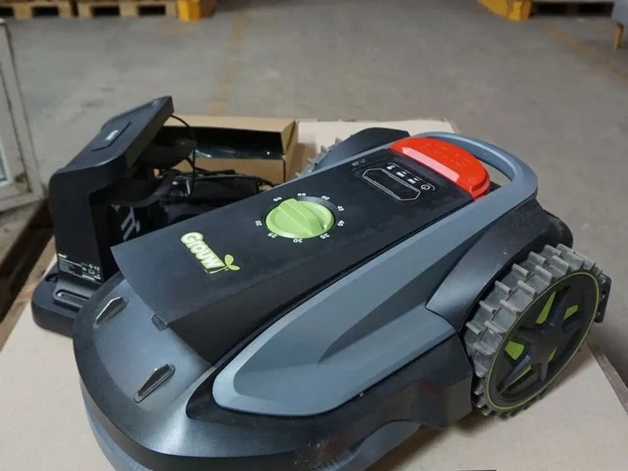 Billede 3 - Grouw Smart Vision 600 robotplæneklipper