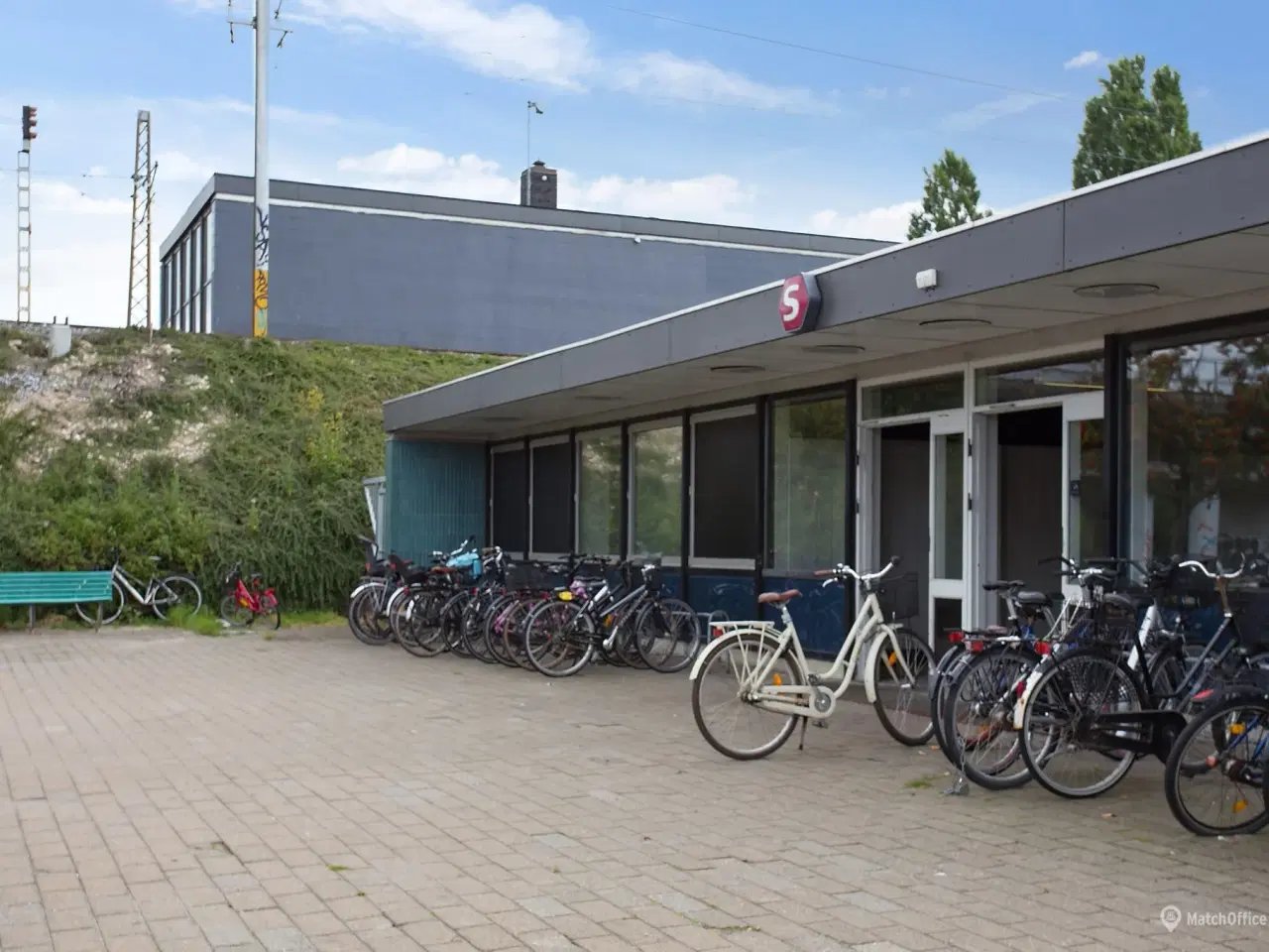 Billede 10 - Spændende lejemål på Åmarken station.