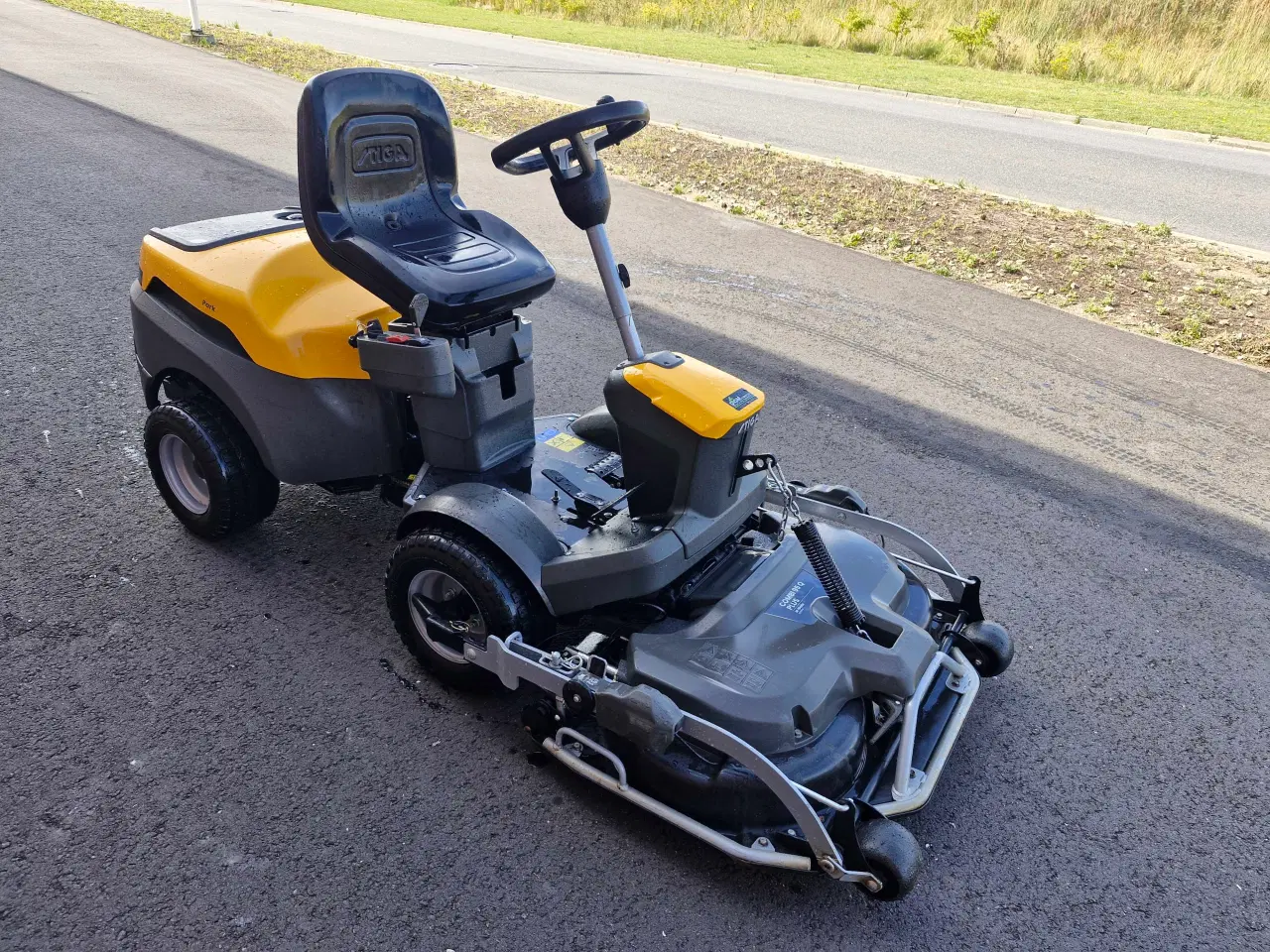 Billede 3 - Stiga Park 500 m. 95cm Combi klippedæk med Quick-f