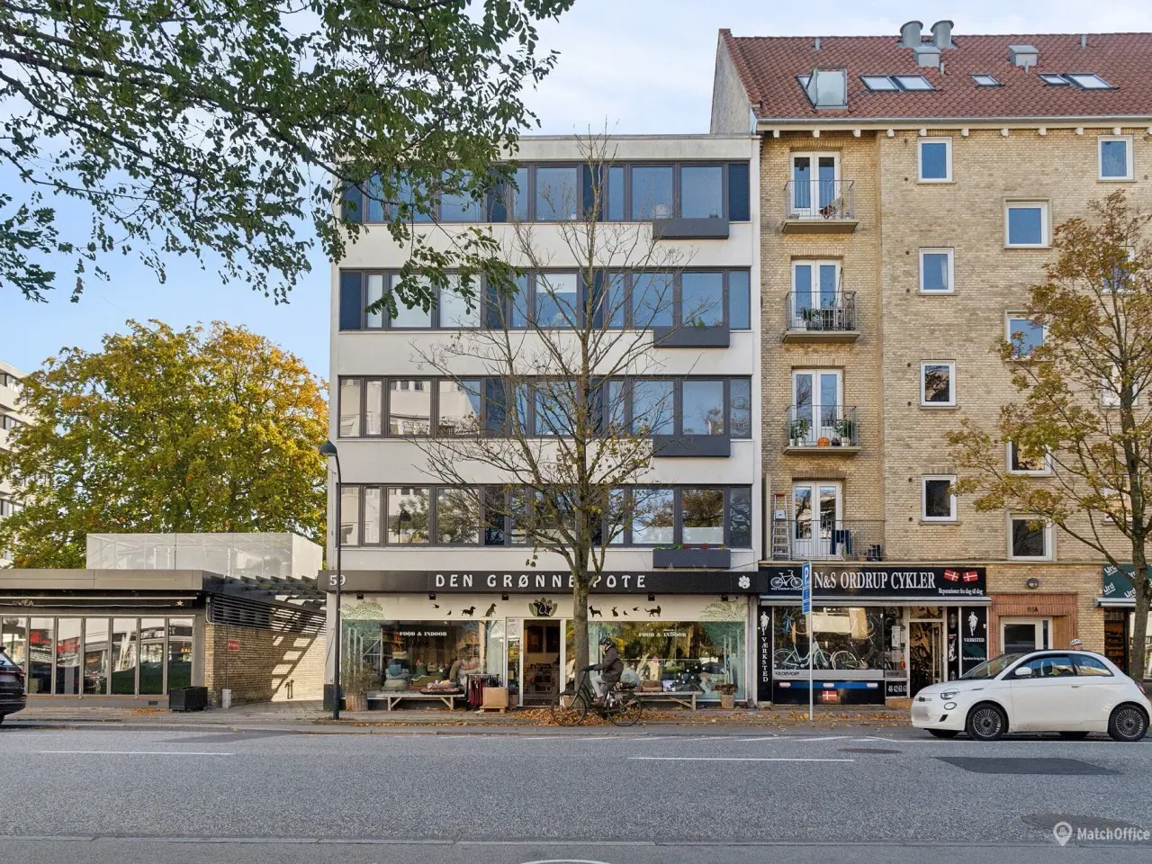 Billede 20 - Flot butik med bred facade på Ordrupvej