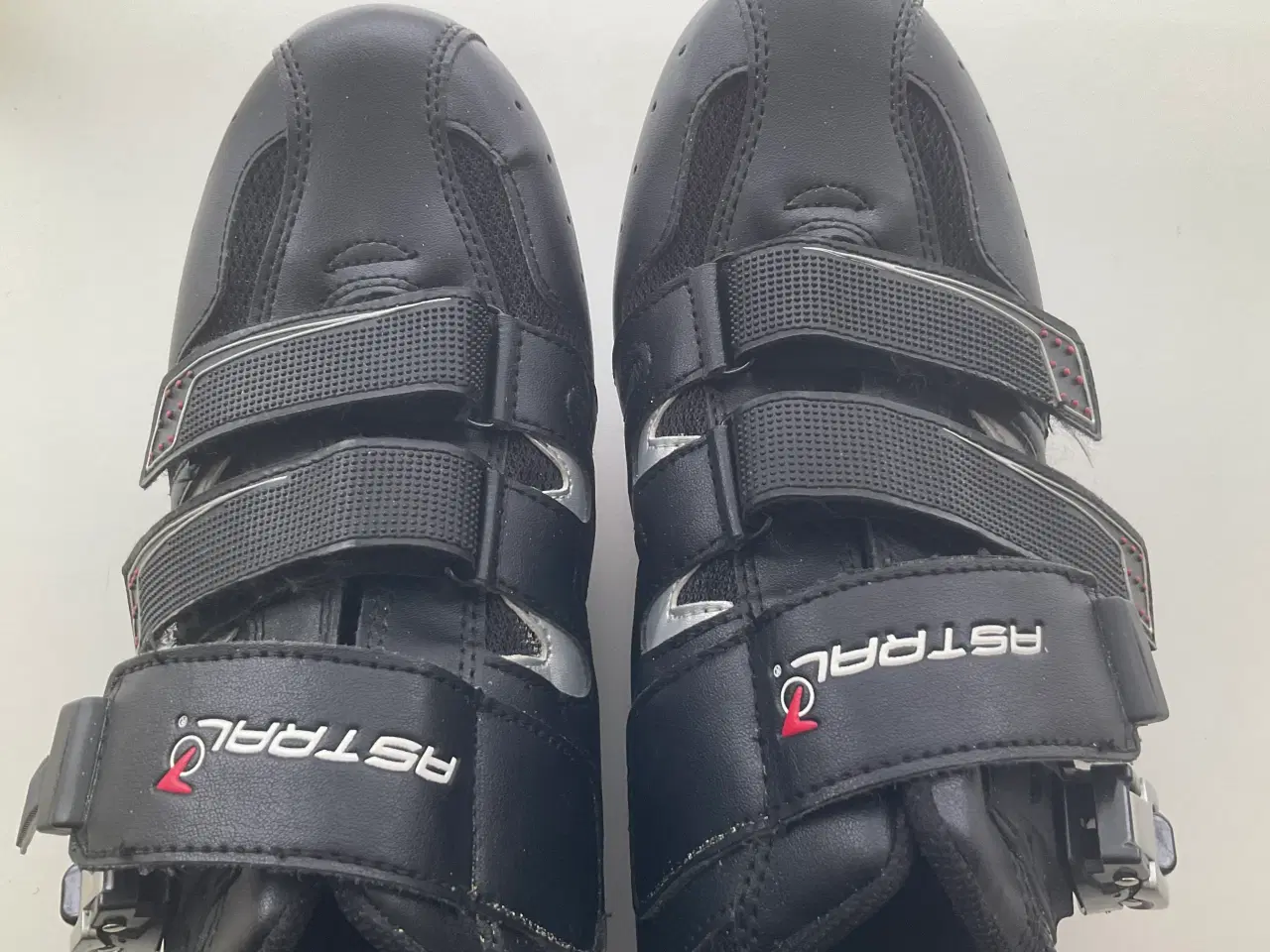 Billede 2 - Astral cykelsko til cykling eller spinning 