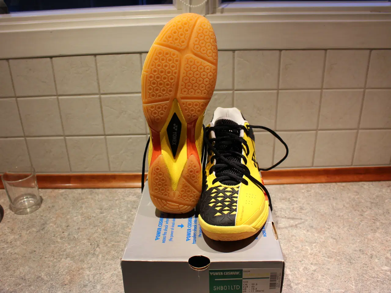 Billede 2 - YONEX BADMINTON SKO NYE