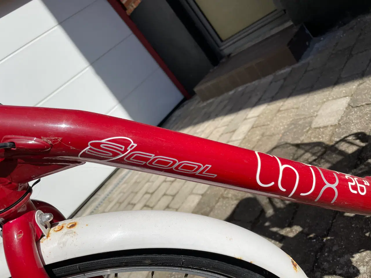 Billede 2 - Fin og velholdt pigecykel med 7 gear og fodbremse