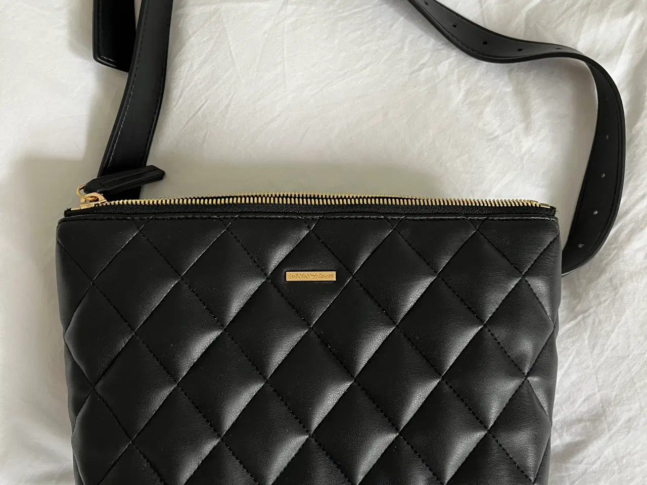 Billede 1 - Taske Armani kvittering haves