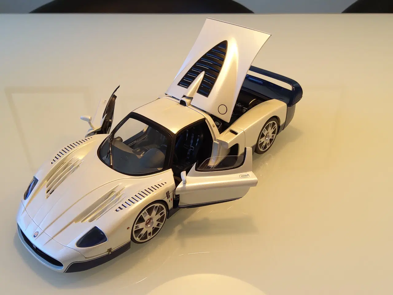 Billede 5 - Maserati mc12 