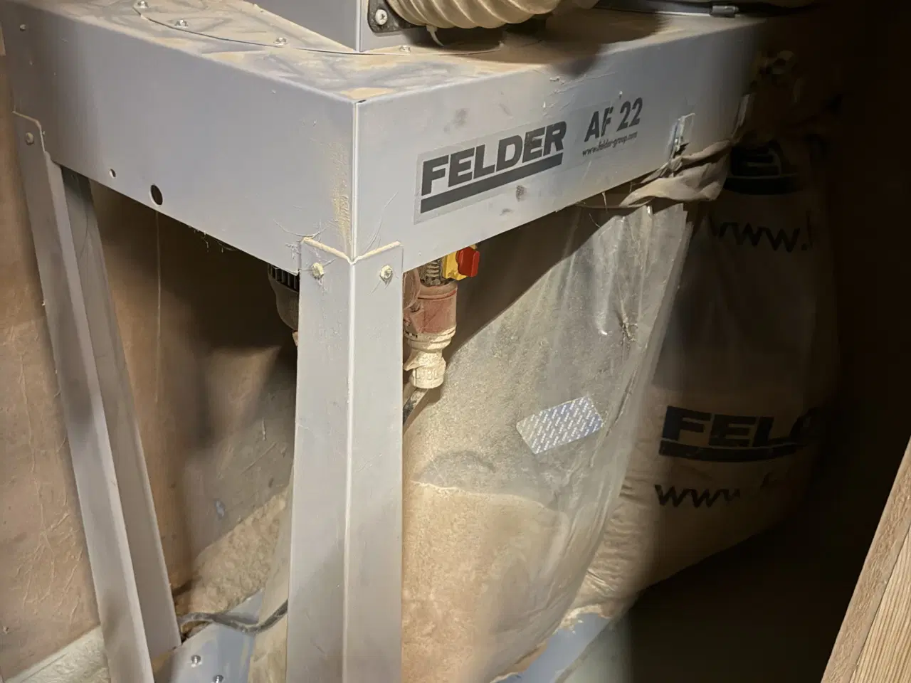 Billede 2 - Felder udsugnings anlæg. 