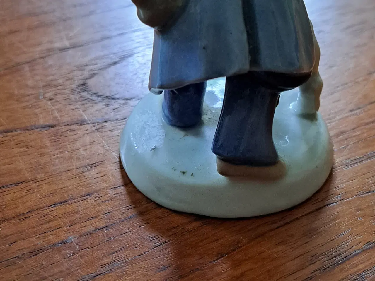 Billede 2 - Dreng med lam