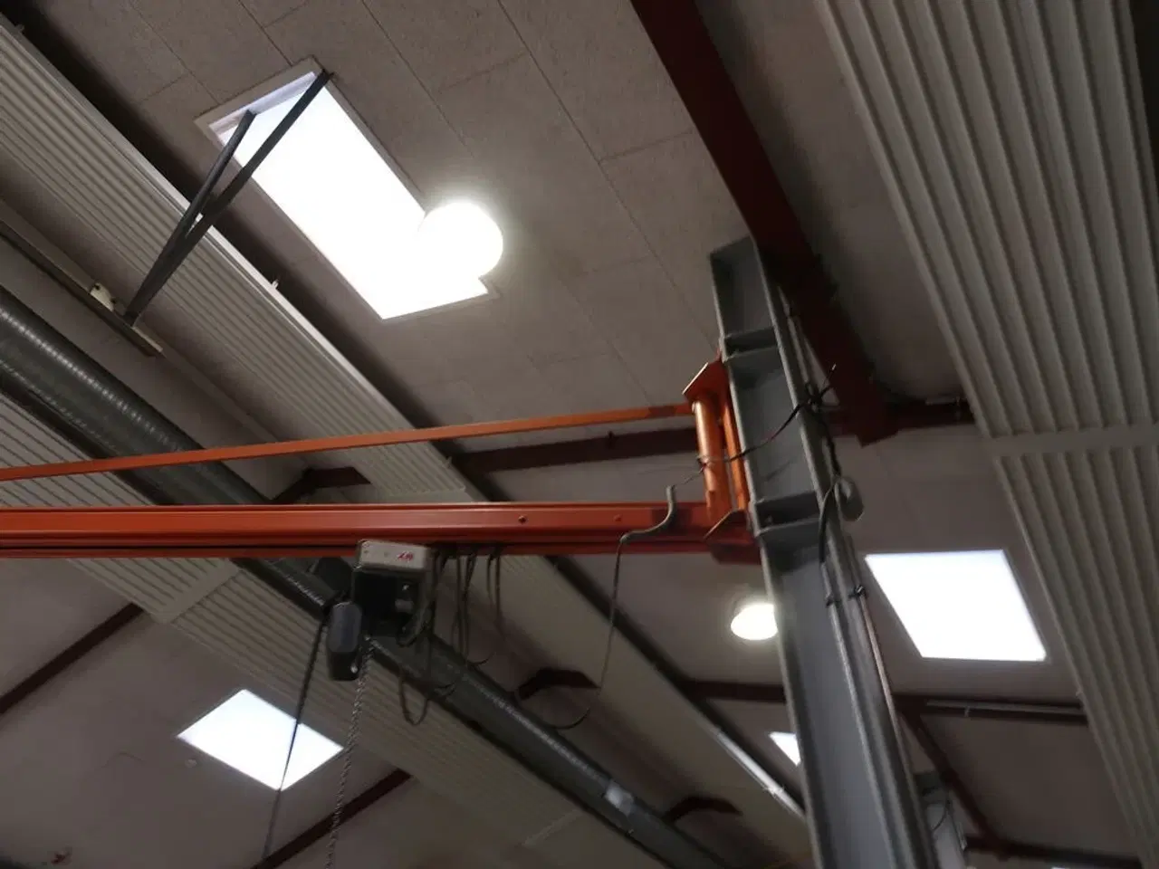 Billede 3 - Søjlesvingkran med el-kædetalje 500 Kg