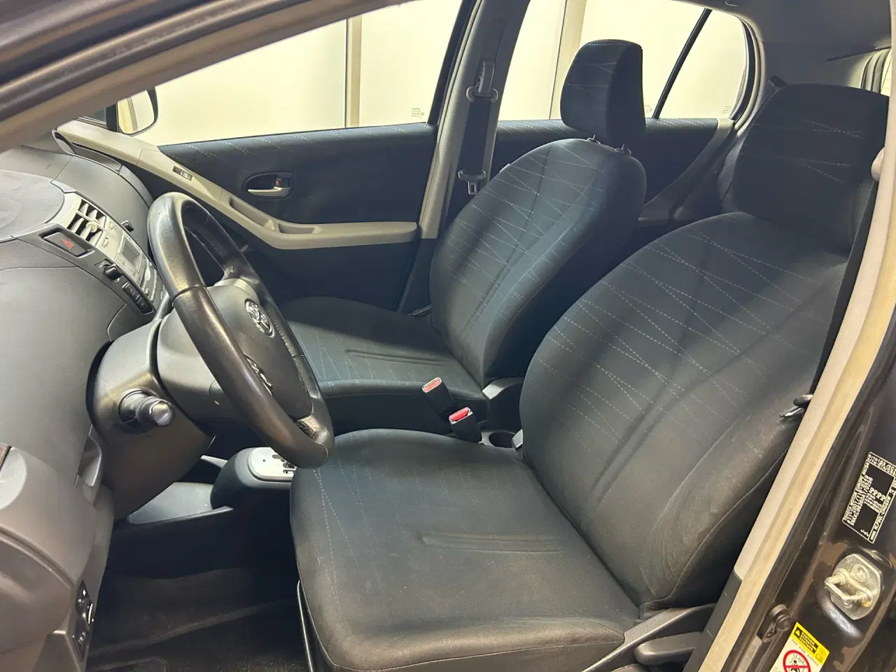 Billede 13 - Toyota Yaris 1,4 D-4D aut. 5 dørs 90HK 5d