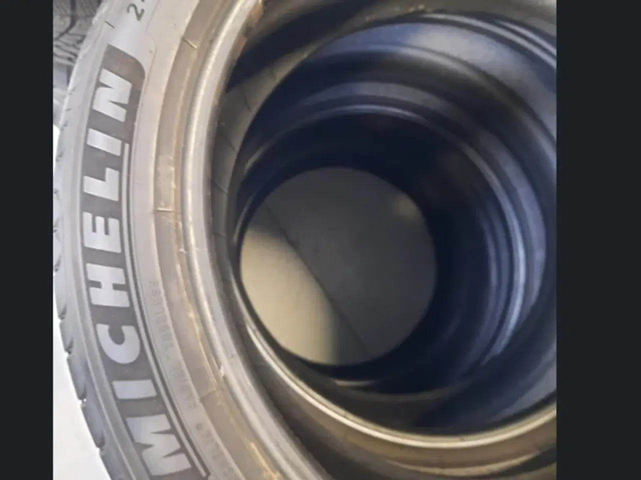 Billede 3 - 4 x Michelin dæk 245/45-19