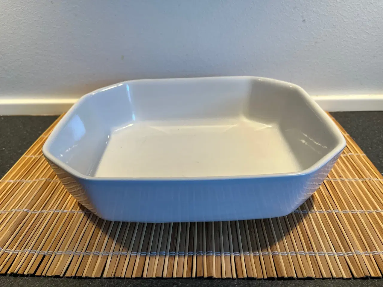 Billede 5 - 2 elegante ovnfaste Pillivuyt fade i 8-kantet form