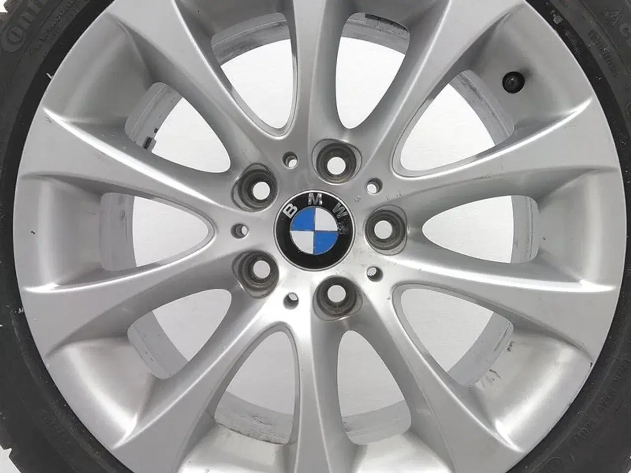 Billede 5 - 17" Org. BMW Alufælge med dæk "V-Spoke 188" A62846
