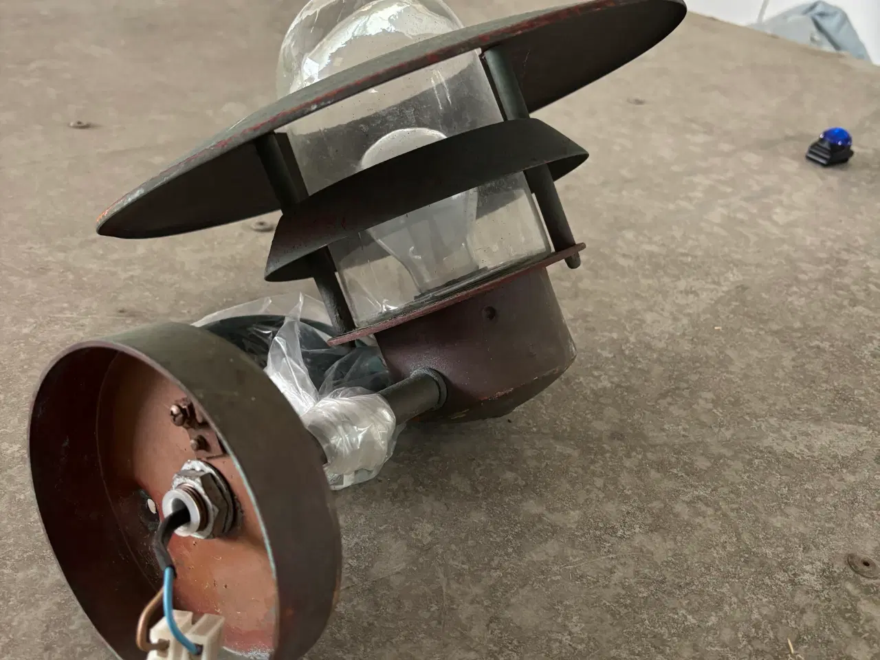 Billede 2 - Flot Udelampe i Kobber