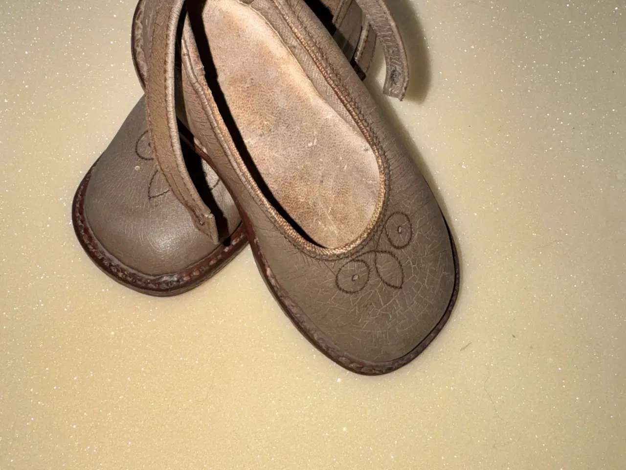 Billede 2 - Min mors barnesko | vintage