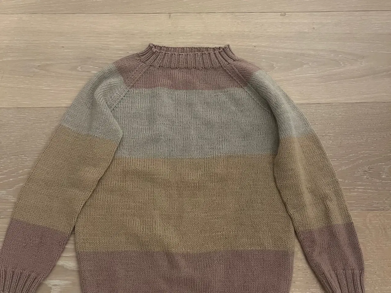 Billede 1 - Strik trøje