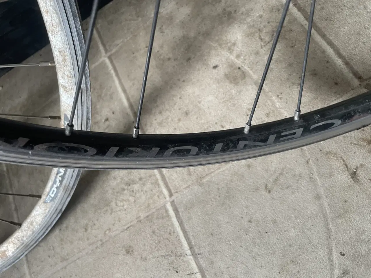 Billede 4 - 28” Centurion hjul sæt med kassette og stikaksler